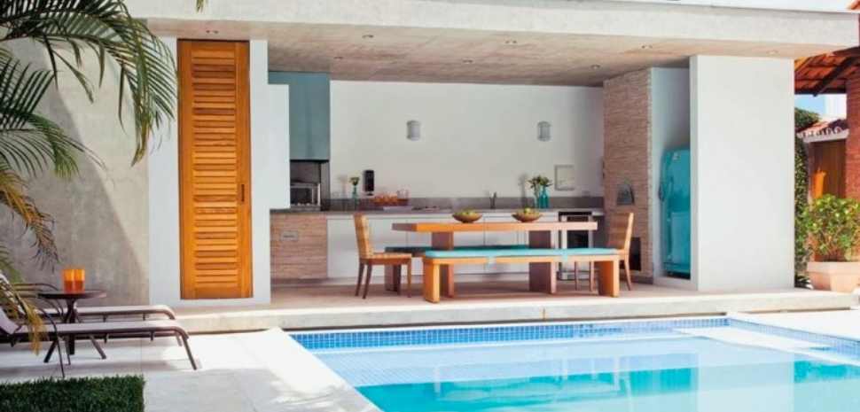 A Harmonia das Churrasqueiras com Piscinas